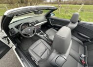 BMW 118 I CABRIOLET 143 CH ALPINWEISS CUIR NOIR 25400 KMS 1ère MAIN HISTORIQUE BMW!