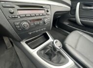 BMW 118 I CABRIOLET 143 CH ALPINWEISS CUIR NOIR 25400 KMS 1ère MAIN HISTORIQUE BMW!