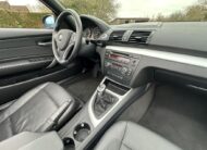 BMW 118 I CABRIOLET 143 CH ALPINWEISS CUIR NOIR 25400 KMS 1ère MAIN HISTORIQUE BMW!