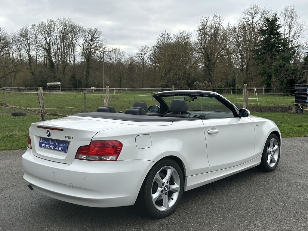 BMW 118 I CABRIOLET 143 CH ALPINWEISS CUIR NOIR 25400 KMS 1ère MAIN HISTORIQUE BMW!