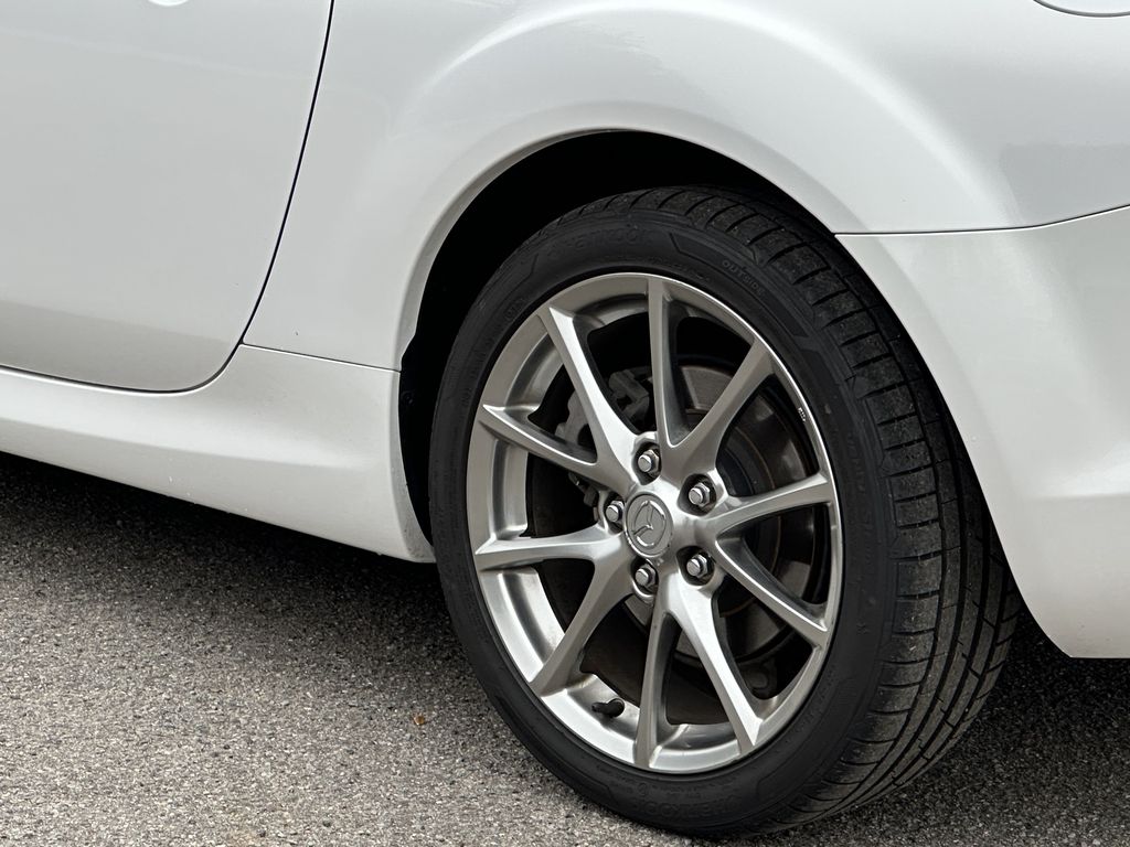 MAZDA MX5 NC FL 20 ÈME ANNIVERSAIRE 1.8L 126CH “CRYSTAL WHITE” 48800 KMS NUMERO 1090/2000