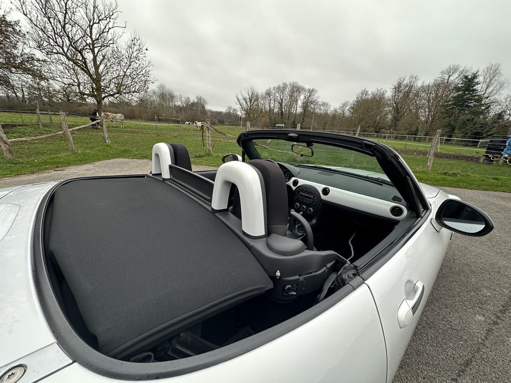 MAZDA MX5 NC FL 20 ÈME ANNIVERSAIRE 1.8L 126CH “CRYSTAL WHITE” 48800 KMS NUMERO 1090/2000