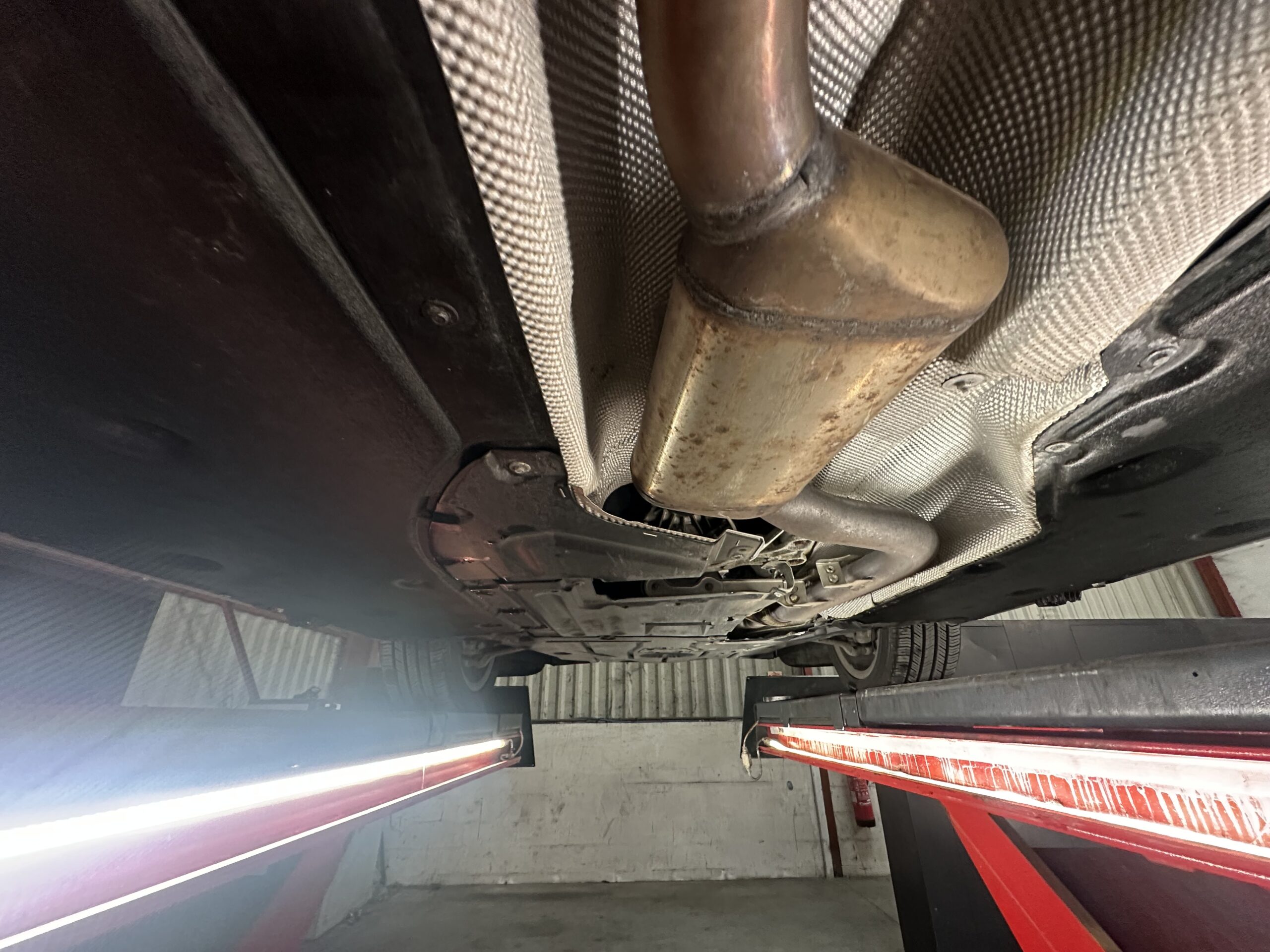 BMW 118 I CABRIOLET 143 CH ALPINWEISS CUIR NOIR 25400 KMS 1ère MAIN HISTORIQUE BMW!