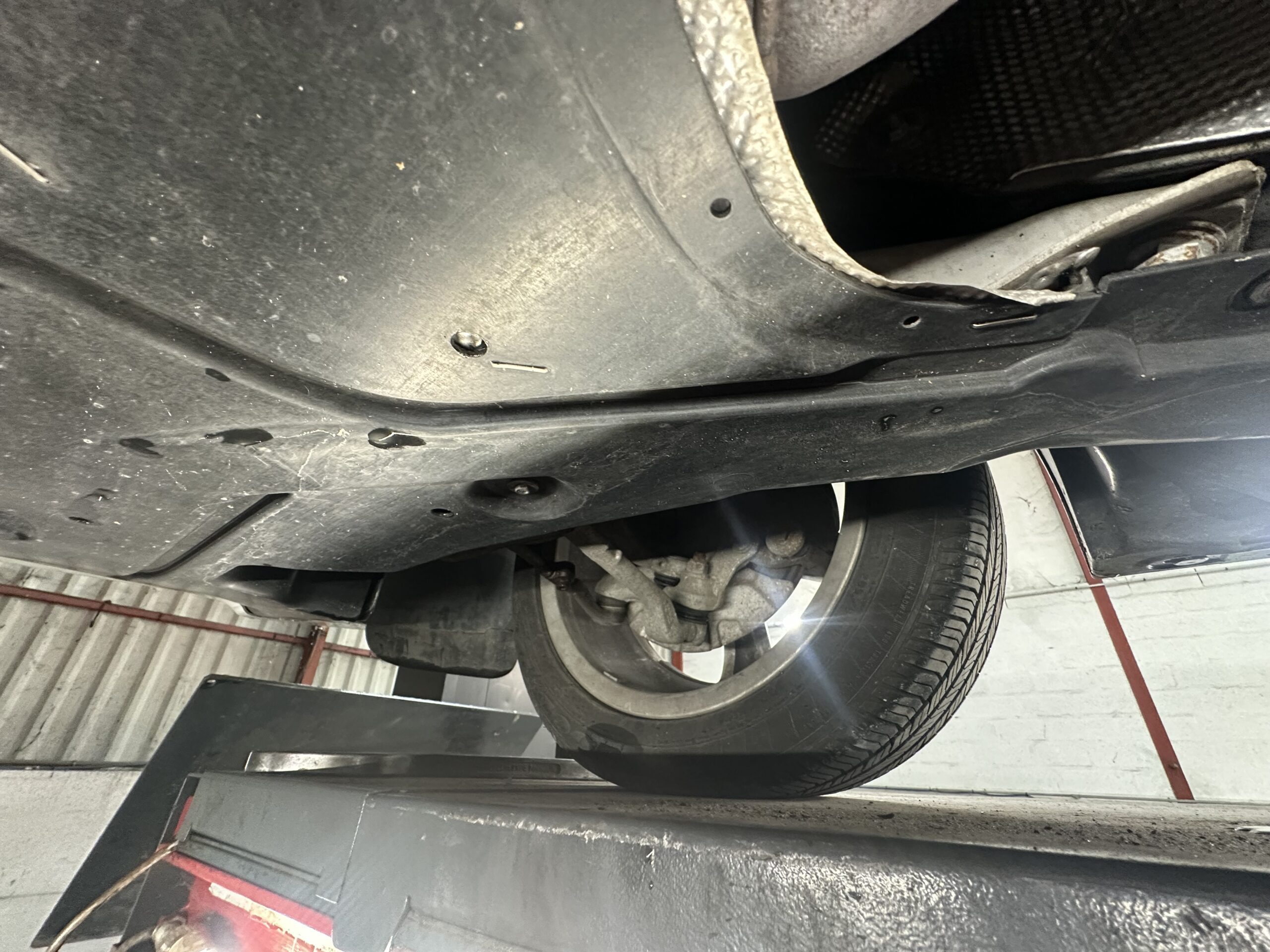 BMW 118 I CABRIOLET 143 CH ALPINWEISS CUIR NOIR 25400 KMS 1ère MAIN HISTORIQUE BMW!