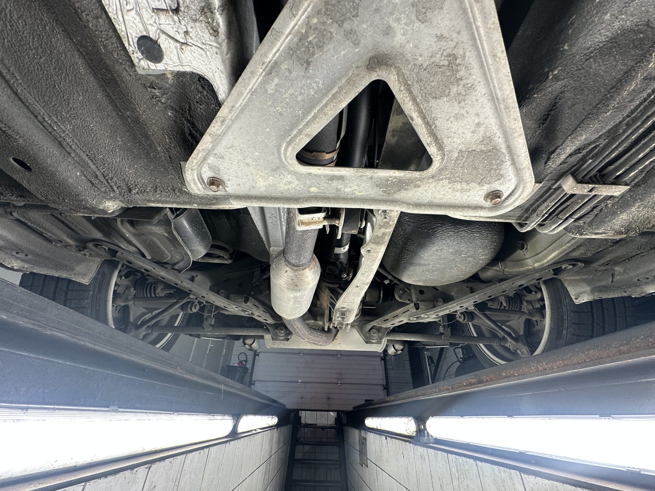 MAZDA MX5 NC FL 20 ÈME ANNIVERSAIRE 1.8L 126CH “CRYSTAL WHITE” 48800 KMS NUMERO 1090/2000