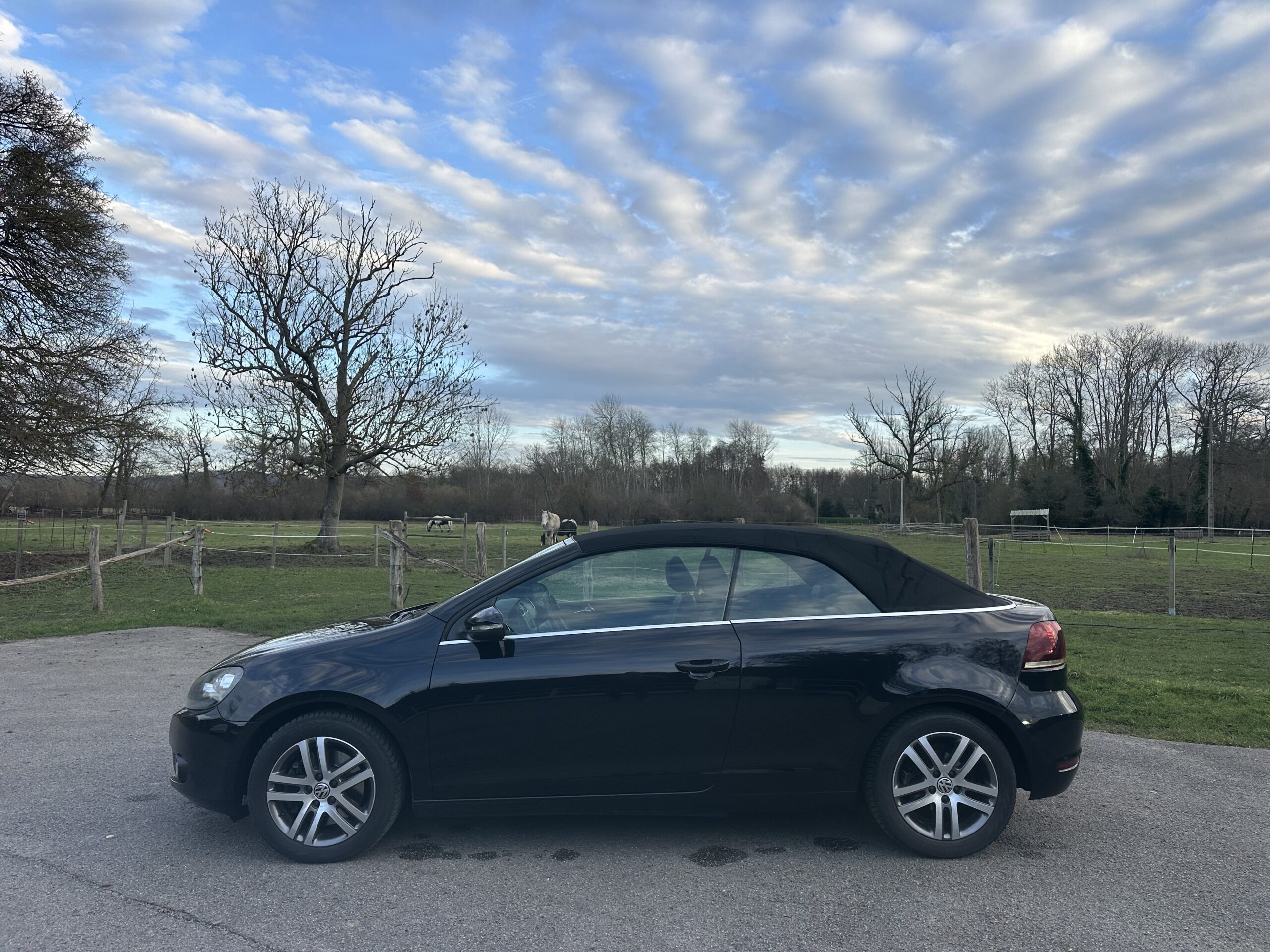 GOLF VI 1.4L TSI CABRIOLET 160 CH BVM6 NOIR CUIR-ALCANTARA NOIR 78500 KMS CRIT’AIR 1