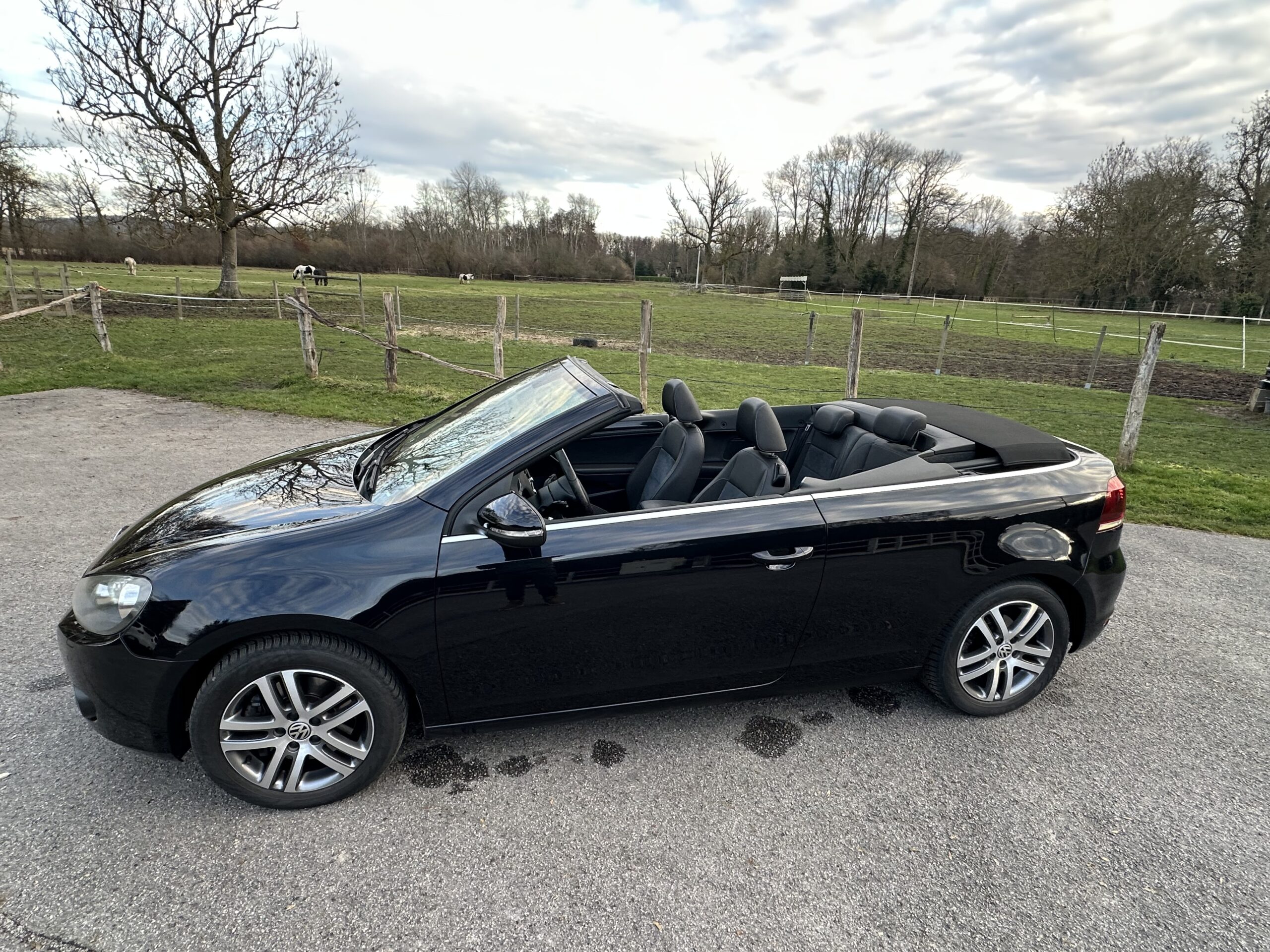 GOLF VI 1.4L TSI CABRIOLET 160 CH BVM6 NOIR CUIR-ALCANTARA NOIR 78500 KMS CRIT’AIR 1