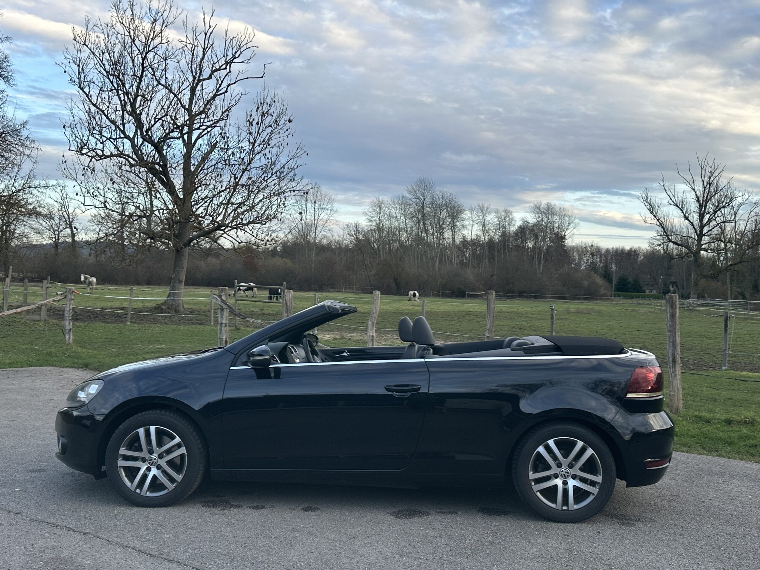 GOLF VI 1.4L TSI CABRIOLET 160 CH BVM6 NOIR CUIR-ALCANTARA NOIR 78500 KMS CRIT’AIR 1