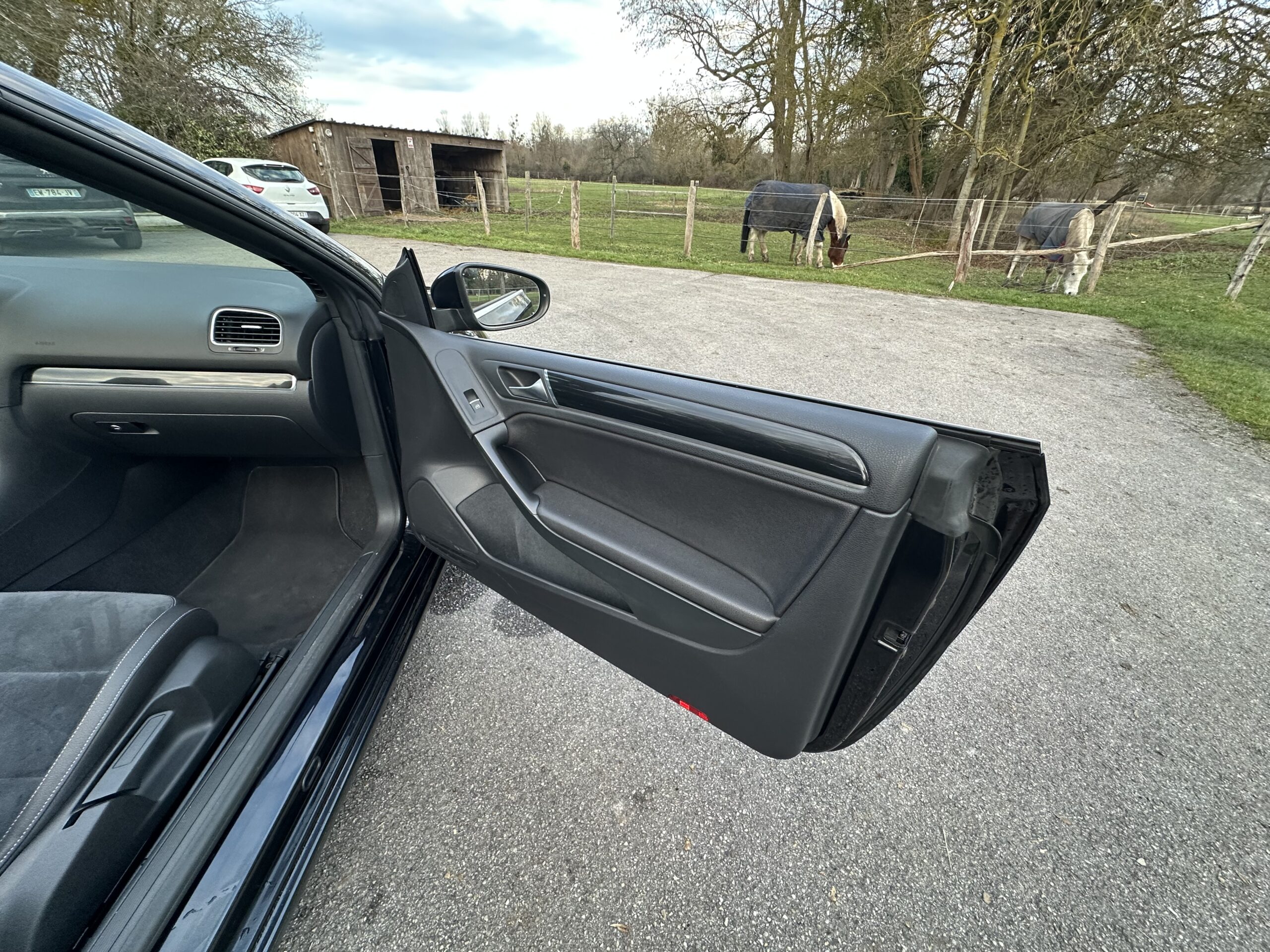 GOLF VI 1.4L TSI CABRIOLET 160 CH BVM6 NOIR CUIR-ALCANTARA NOIR 78500 KMS CRIT’AIR 1