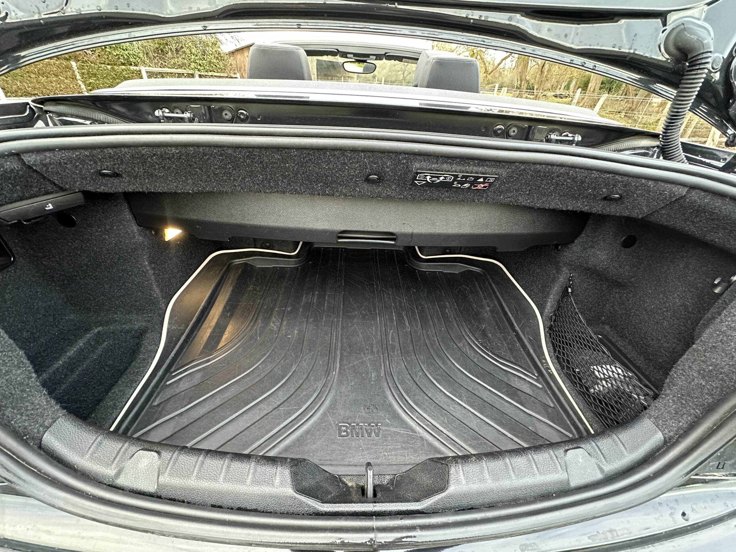 BMW 218 I CABRIOLET 136 CH NOIR CUIR NOIR BOITE SEPTRONIQUE 8 NOIR/CUIR NOIR