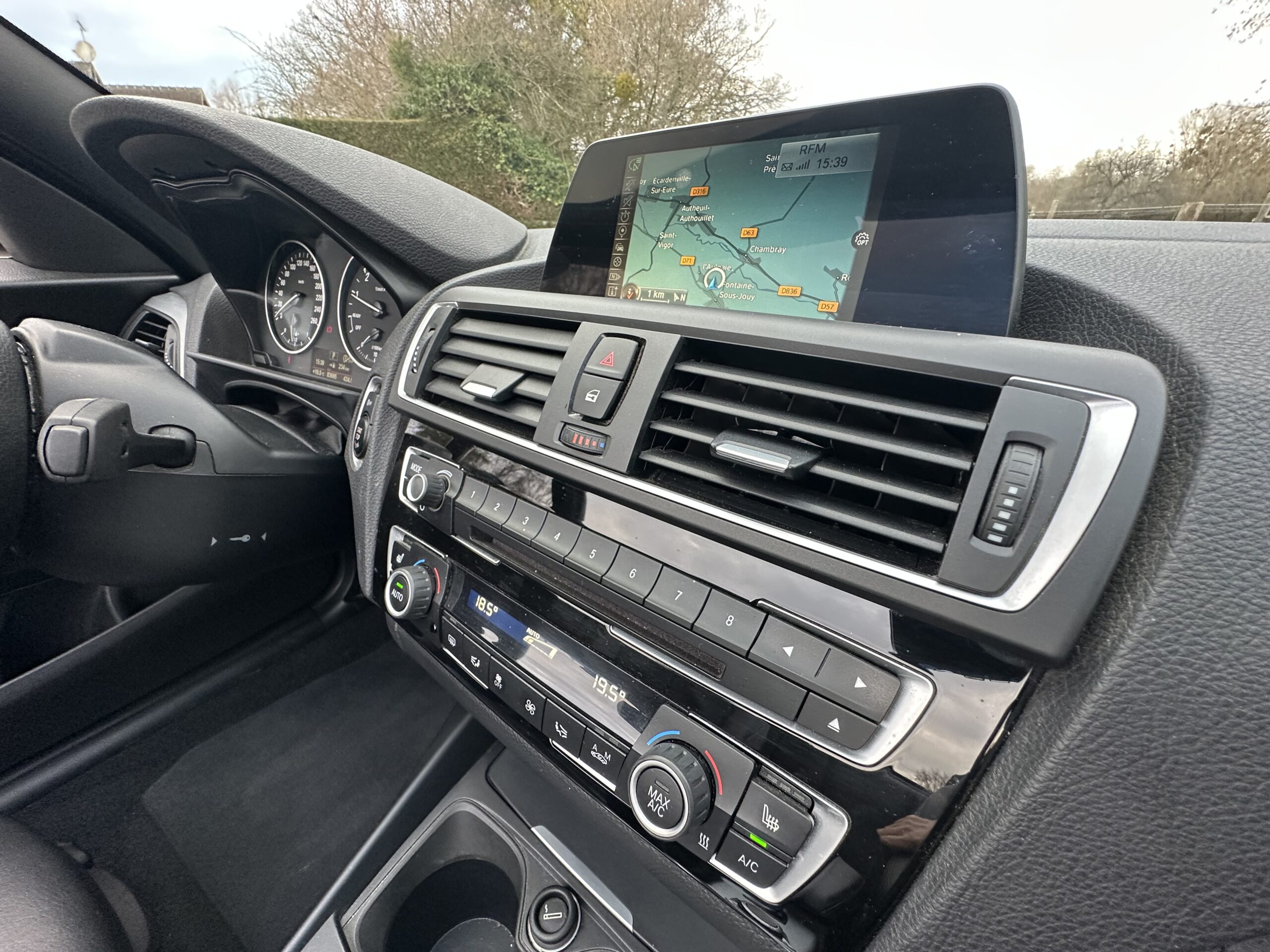 BMW 218 I CABRIOLET 136 CH NOIR CUIR NOIR BOITE SEPTRONIQUE 8 NOIR/CUIR NOIR