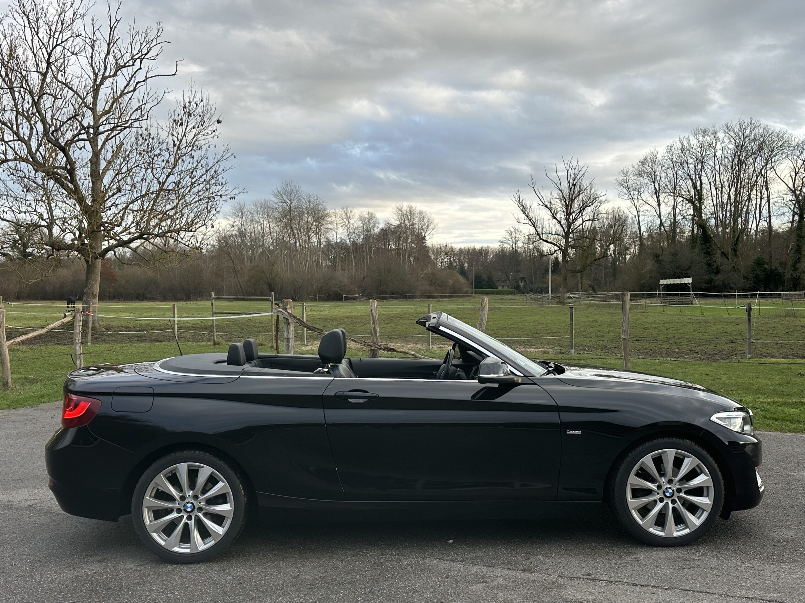 BMW 218 I CABRIOLET 136 CH NOIR CUIR NOIR BOITE SEPTRONIQUE 8 NOIR/CUIR NOIR