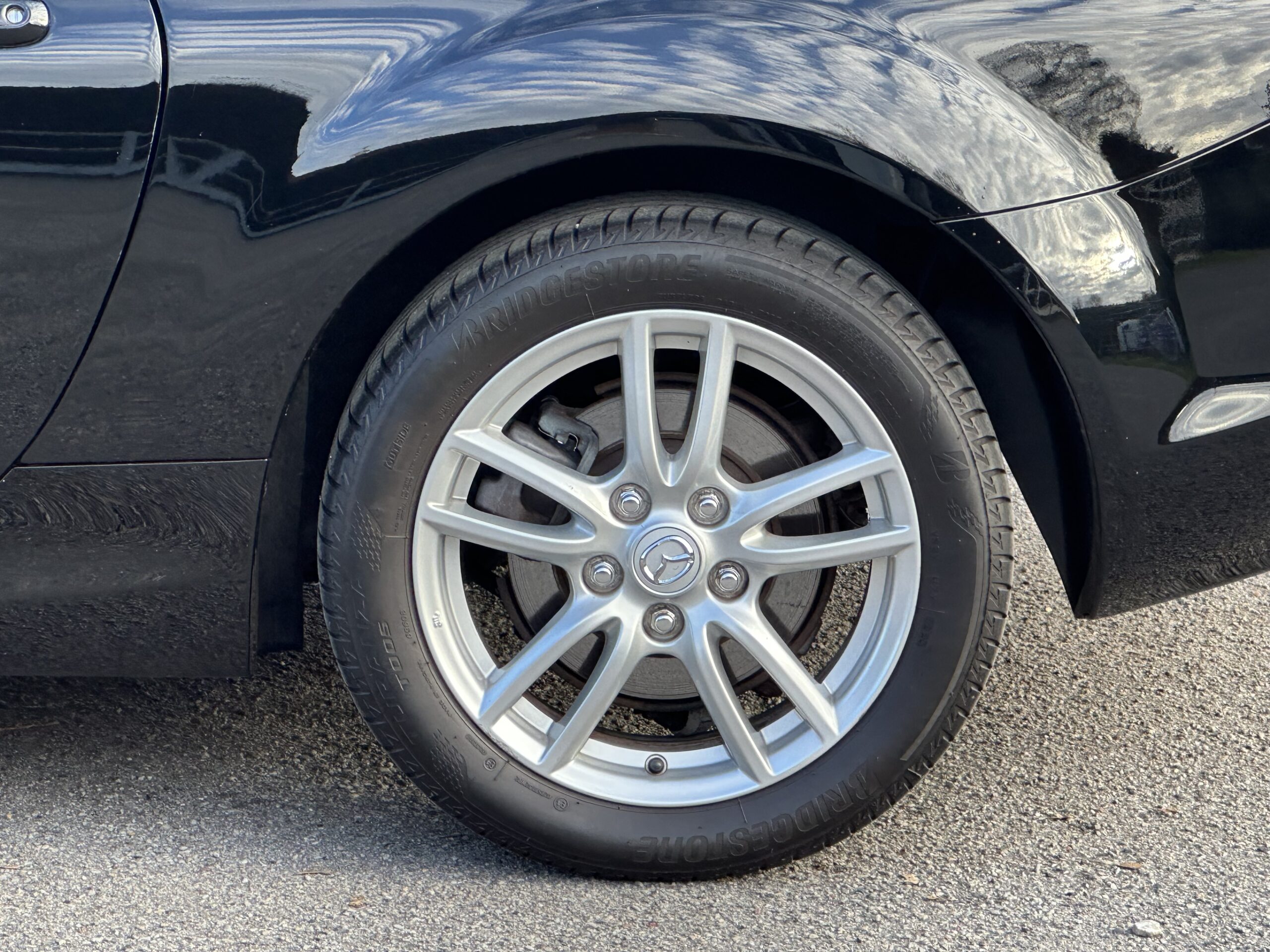 MX5 NC/FL 1.8L 126 CH MZR NOIR-CUIR NOIR HISTORIQUE/BOSE/76800 KMS CRIT’AIR 1