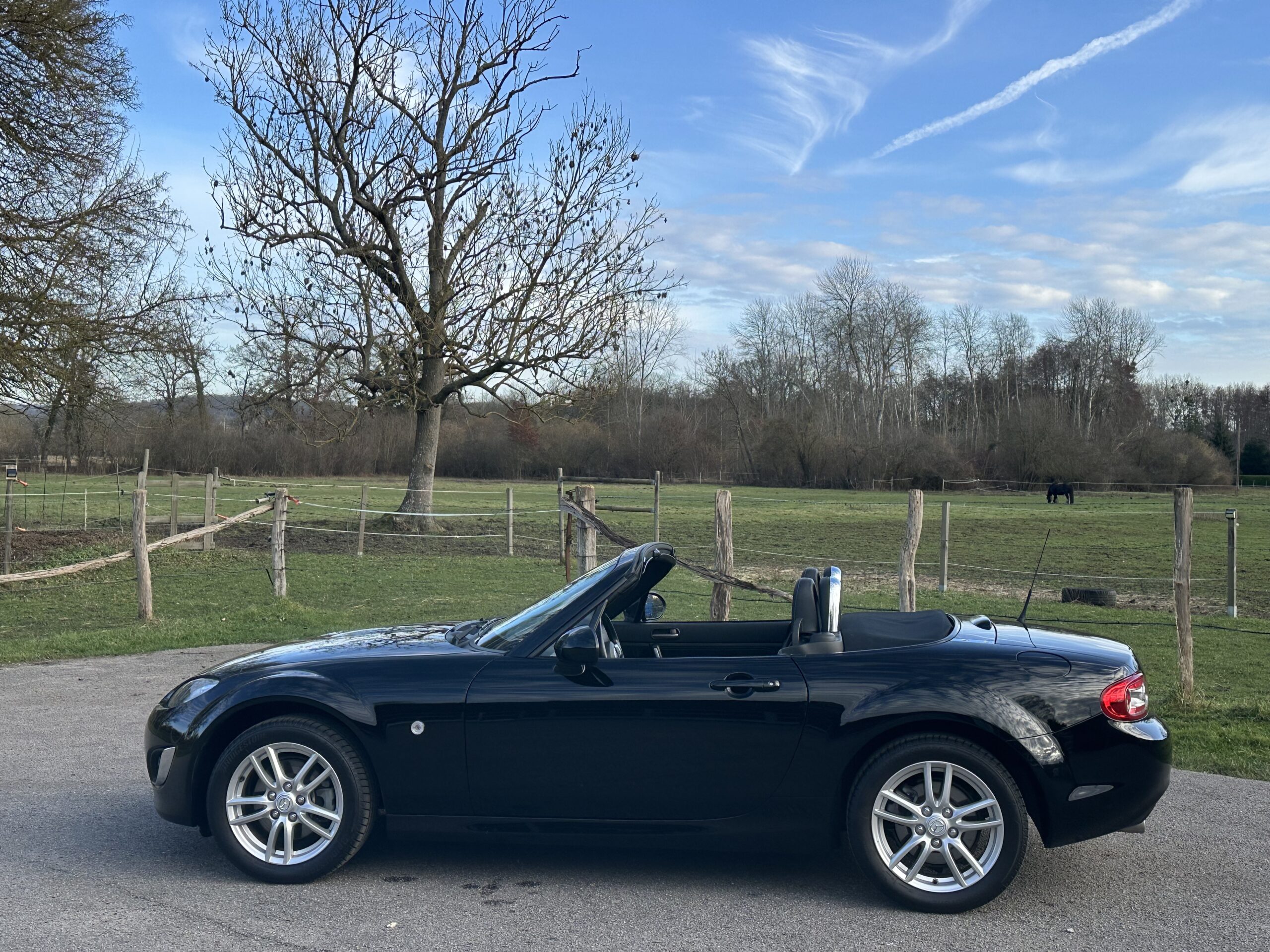 MX5 NC/FL 1.8L 126 CH MZR NOIR-CUIR NOIR HISTORIQUE/BOSE/76800 KMS CRIT’AIR 1