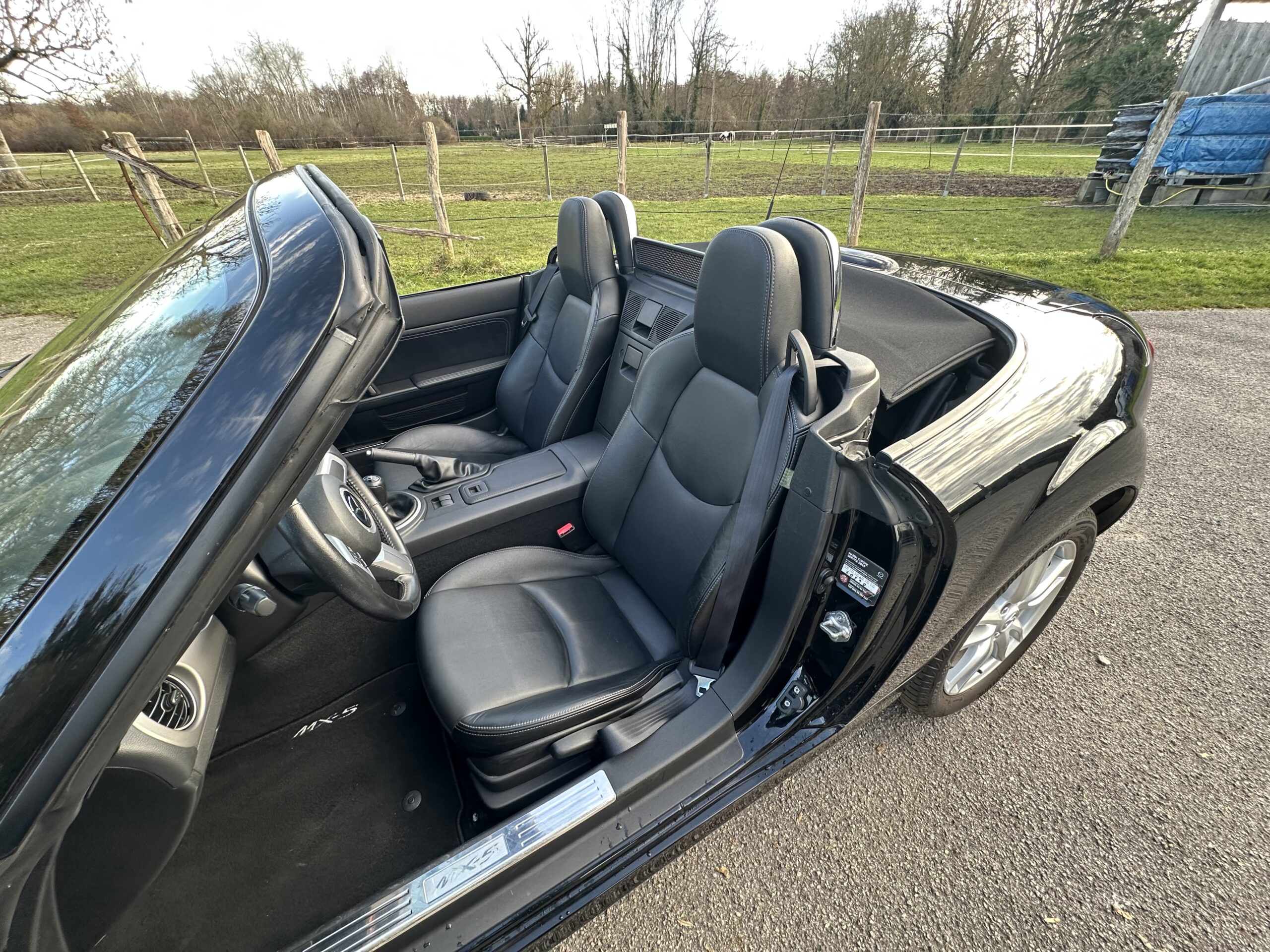 MX5 NC/FL 1.8L 126 CH MZR NOIR-CUIR NOIR HISTORIQUE/BOSE/76800 KMS CRIT’AIR 1