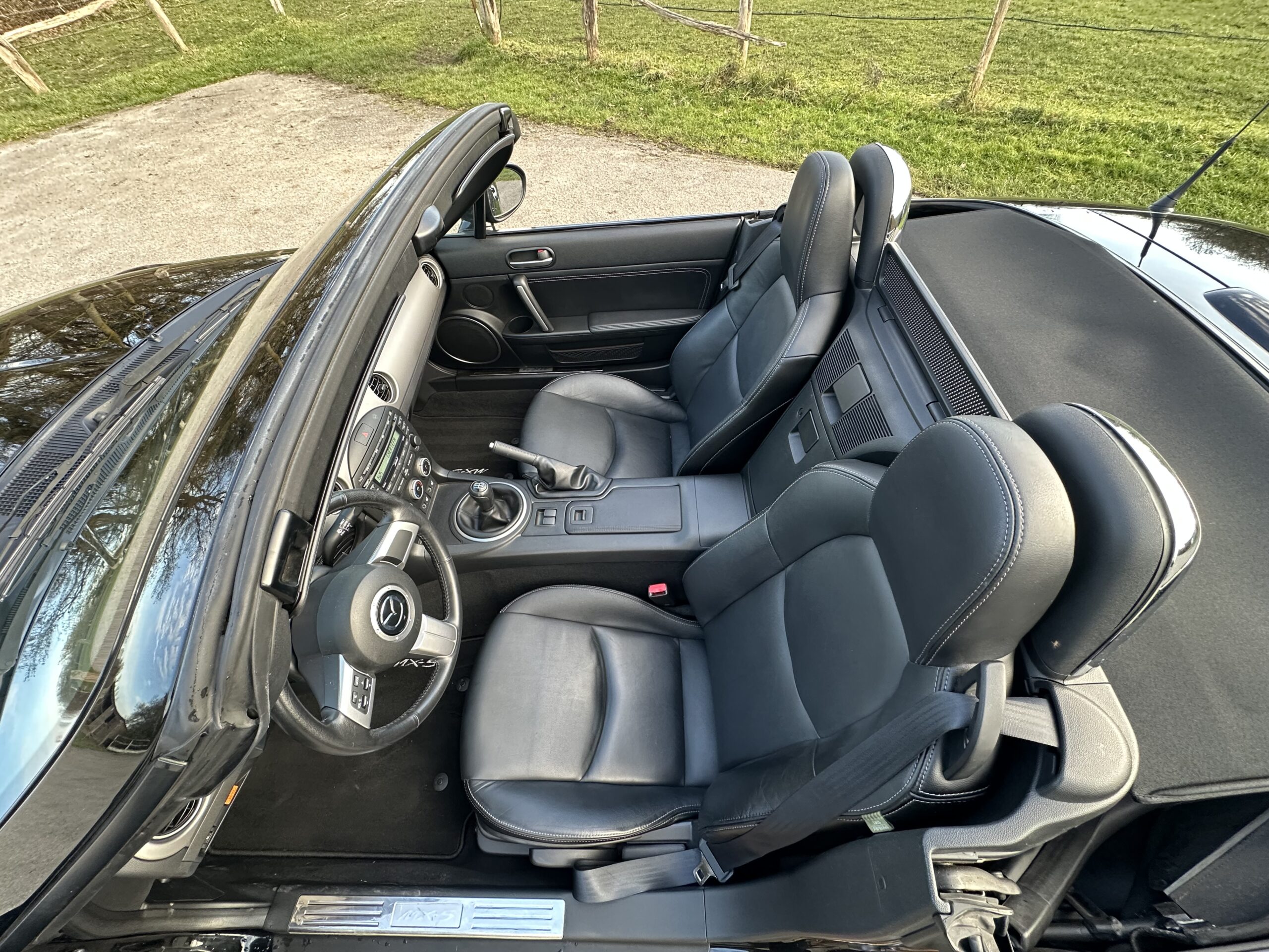 MX5 NC/FL 1.8L 126 CH MZR NOIR-CUIR NOIR HISTORIQUE/BOSE/76800 KMS CRIT’AIR 1