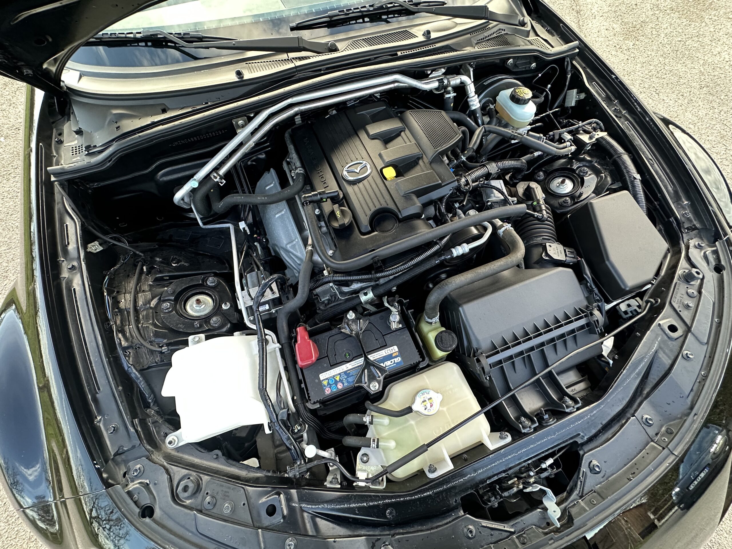 MX5 NC/FL 1.8L 126 CH MZR NOIR-CUIR NOIR HISTORIQUE/BOSE/76800 KMS CRIT’AIR 1